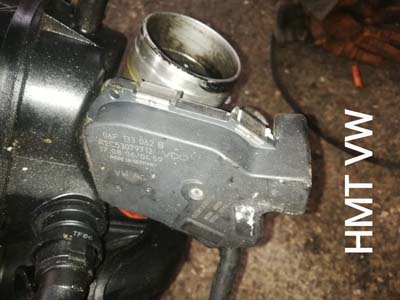 Jetta çıkma boğaz kelebeği rolenti motoru 2 0 FSİ BLR motor parça numarası 06F133062B